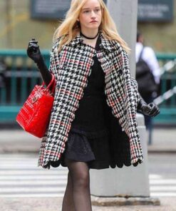 Inventing Anna 2021 Julia Garner Coat