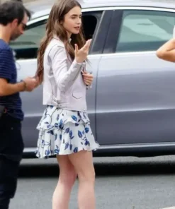 emily-in-paris-emily-cooper-white-jacket