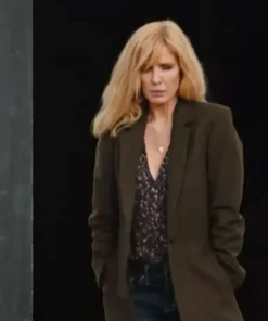 kelly-reilly-yellowstone-s04-green-coat