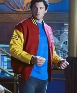 smallville-clark-kent-letterman-jacket