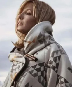 yellowstone-beth-dutton-white-poncho-coat