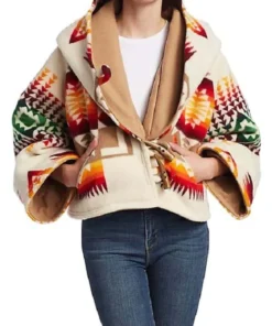 yellowstone-beth-dutton-white-poncho-coat