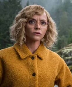 Yellowjackets S02 Christina Ricci Yellow Jacket