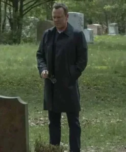 rabbit-hole-kiefer-sutherland-black-coat