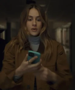 thanksgiving-addison-rae-jacket