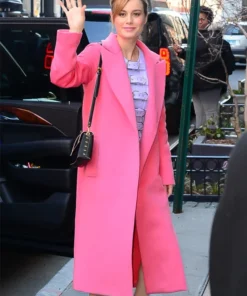 Brings Back the Fashion Brie Larson Coat