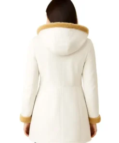Elyse The Finnish Line Nichole Sakura-Inspired 2024 White Shearling Coat