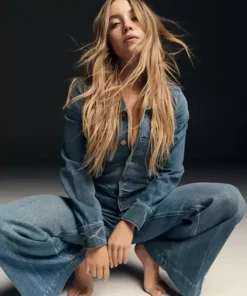 Sydney-Sweeney-Cinched-Waist-Denim-Jacket