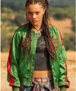 The Iris Affair Meréana Tomlinson jacket featuring a front-view closure.